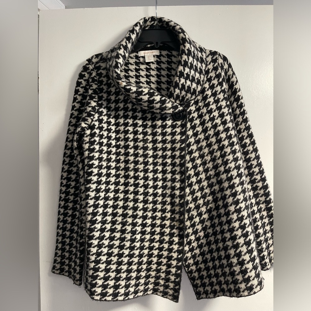Ellen Tracy Houndstooth Women’s Jacket, Large. - image 1
